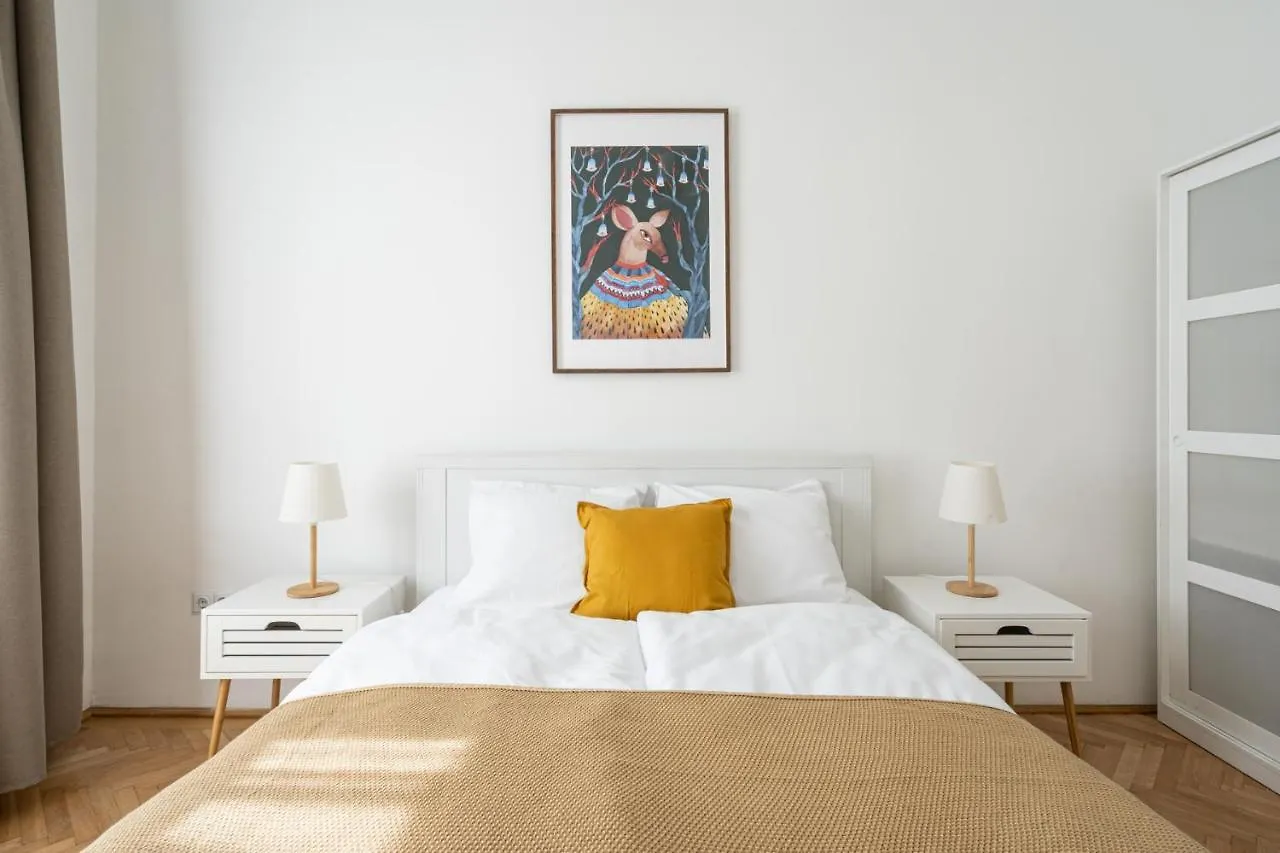 Sunny Colors Apartment 부다페스트