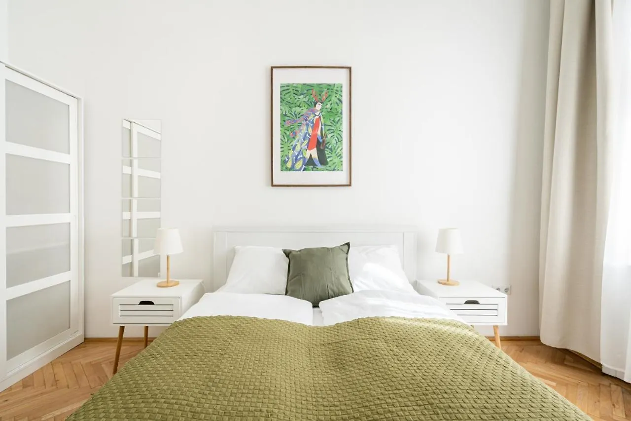 Sunny Colors Apartment 布达佩斯 匈牙利
